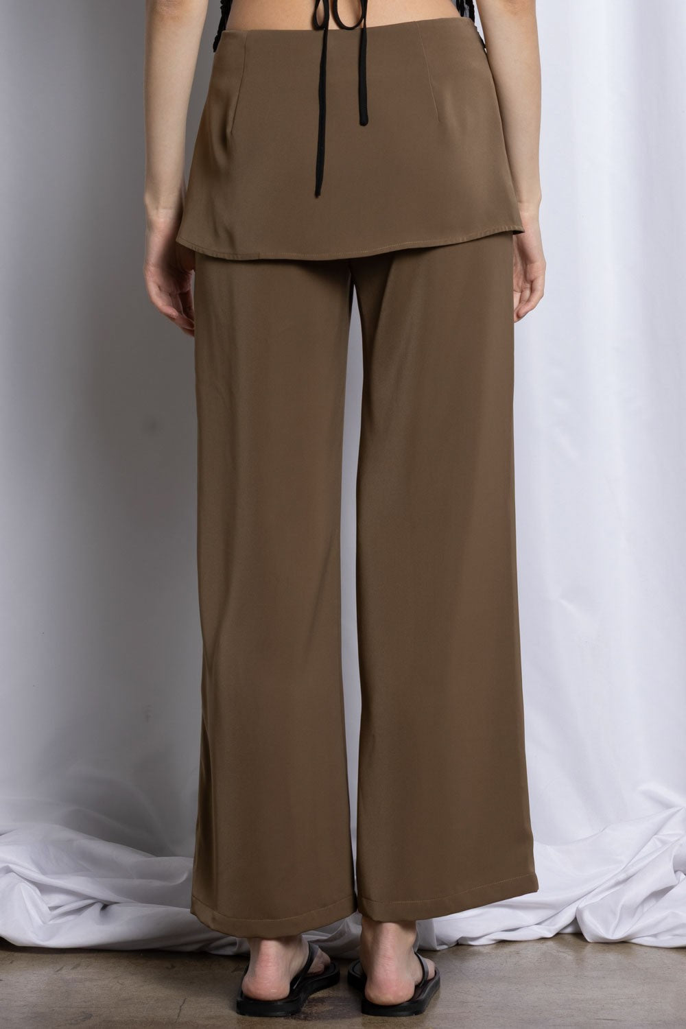 THE MILANO LOW-RISE TAILORED PANTS