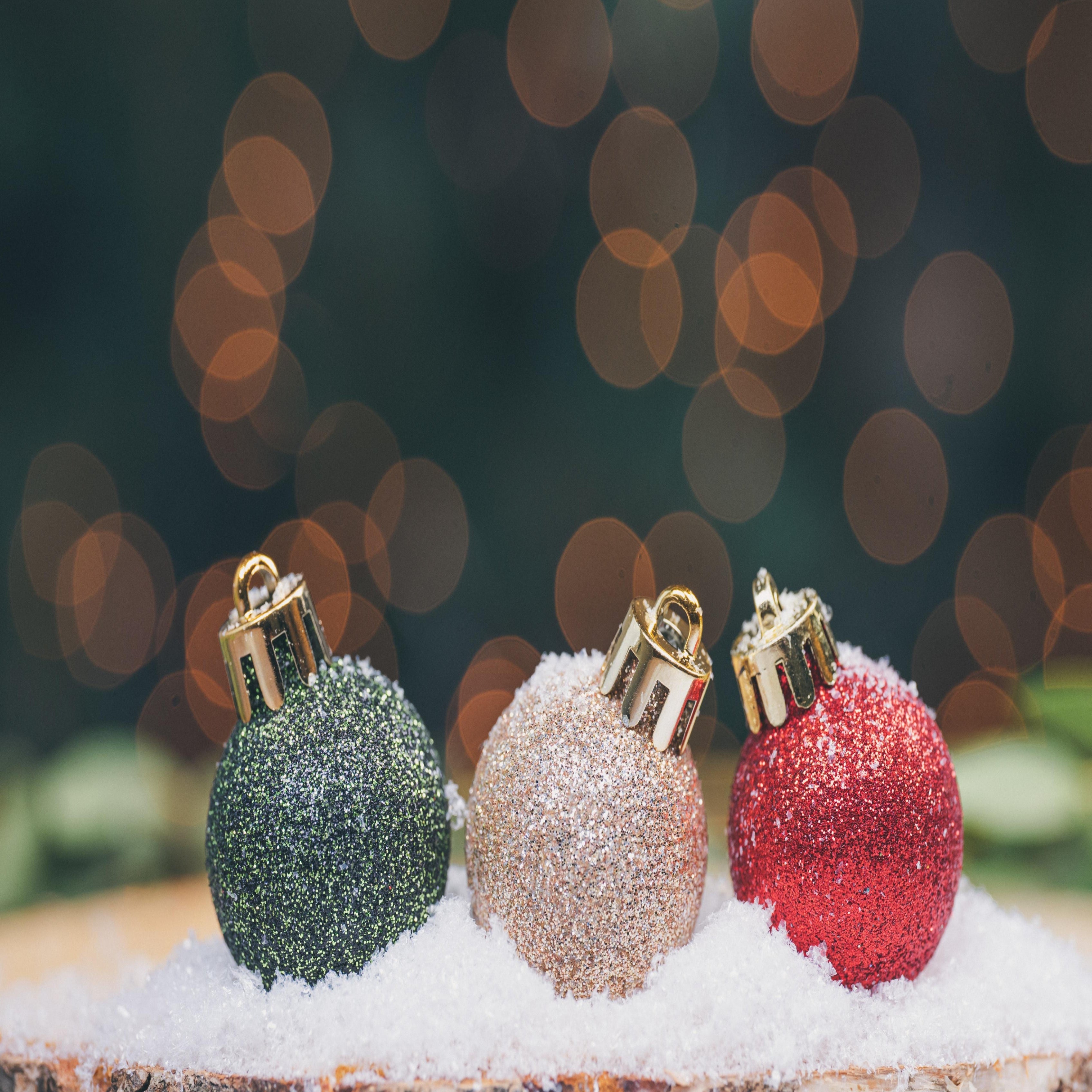 christmas-balls-6881386.jpg